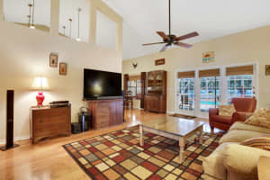 570 Kingsbury Terrace, Wellington, FL 33414, Sold 08/13/18