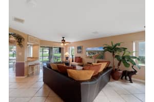 1038 Arezzo Cir, Boynton Beach, FL 33436, Sold 08/03/18