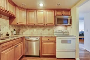 470 Executive Center Dr #4c, West Palm Beach, FL 33401, Sold 04/05/19