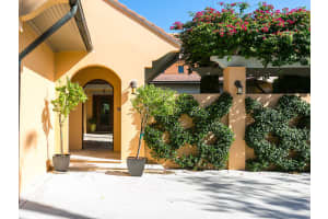601 Lake Dr, Vero Beach, FL 32963, Sold 12/14/18