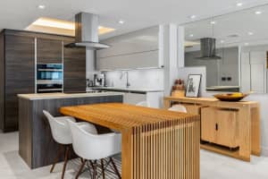 1052 Jeffery St, Boca Raton, FL 33487, Sold 09/25/18