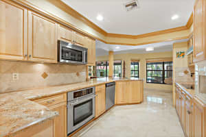 21926 Town Pl Dr, Boca Raton, FL 33433, Sold 10/09/18