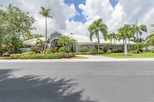 2657 Dakota Cir, West Palm Beach, FL 33409, Sold 10/18/18