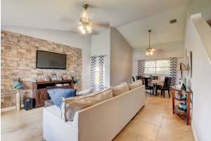 112 Heatherwood Dr, Royal Palm Beach, FL 33411, Sold 05/30/19