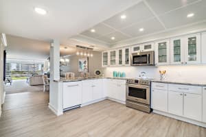 36 Yacht Club Dr, North Palm Beach, FL 33408, Sold 10/02/18