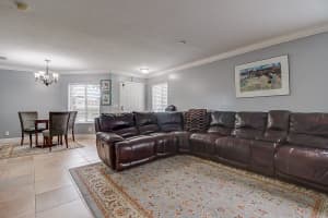 4707 Pinemore Ln, Lake Worth, FL 33463, Sold 08/15/18