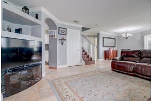 4707 Pinemore Ln, Lake Worth, FL 33463, Sold 08/15/18
