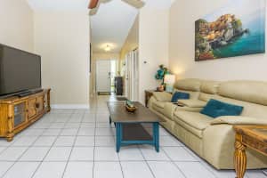 9879 Goldenrod Dr, Boynton Beach, FL 33437, Sold 08/10/18