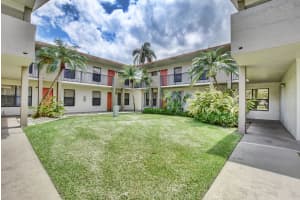 5511 Courtyard Dr, Margate, FL 33063, Sold 08/15/18