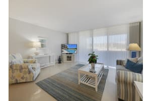 3200 S Ocean Blvd APT A101, Palm Beach, FL 33480, Sold 09/21/18