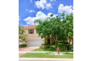 6431 Azura Lake Rd, Greenacres, FL 33463, Sold 08/24/18