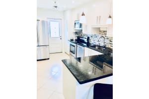 1700 Dover Rd, Delray Beach, FL 33445, Sold 08/23/18