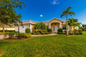 5616 Riverboat Cir SW, Vero Beach, FL 32968, Sold 08/09/18