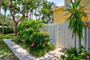 102 Seabreeze Cir, Jupiter, FL 33477, Sold 10/10/18