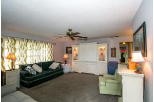 7353 W Oakridge Cir, Lantana, FL 33462, Sold 08/01/18