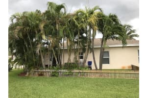 2122 E Ridge Circle East, Boynton Beach, FL 33435, Sold 08/17/18