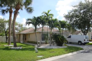 1737 Sawgrass Cir, Greenacres, FL 33413, Sold 08/20/18