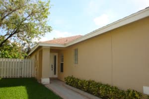 1737 Sawgrass Cir, Greenacres, FL 33413, Sold 08/20/18