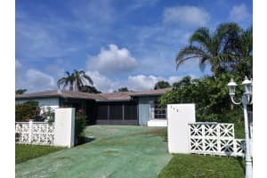 113 Academy Dr, Fort Pierce, FL 34946, Sold 07/18/18