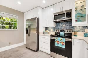 555 Banyan Tree Ln, Delray Beach, FL 33483, Sold 08/30/18