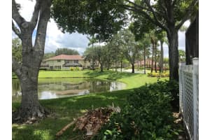 39 Essex Ct, Royal Palm Beach, FL 33411, Sold 09/28/18