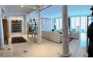 500 SE 5th Ave s802, Boca Raton, FL 33432, Sold 02/25/19