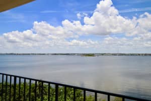 5480 N Ocean Dr, Riviera Beach, FL 33404, Sold 01/29/19