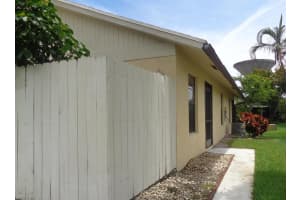 213 SE 1st Cir #17b, Boynton Beach, FL 33435, Sold 10/05/18