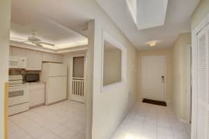 23 Ridge Pointe Dr, Boynton Beach, FL 33435, Sold 08/20/18