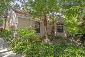 8785 Lakeside Blvd, Vero Beach, FL 32963, Sold 03/15/19
