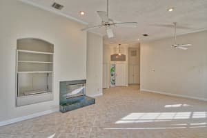 8785 Lakeside Blvd, Vero Beach, FL 32963, Sold 03/15/19