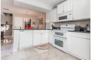 32 Danbury Ct, Royal Palm Beach, FL 33411, Sold 08/16/18