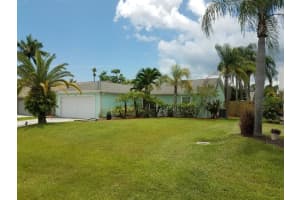 3966 SE Jacaranda St, Stuart, FL 34997, Sold 01/10/19