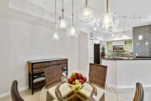 225 NE 1st St, Delray Beach, FL 33444, Sold 10/01/19