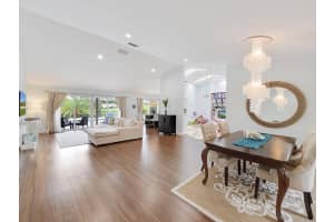 2621 NW 39th St, Boca Raton, FL 33434, Sold 09/18/18