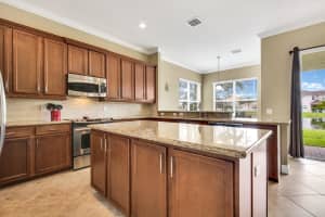 8192 Butler Greenwood Dr, Royal Palm Beach, FL 33411, Sold 04/19/19