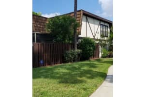 100 Weybridge Cir b, Royal Palm Beach, FL 33411, Sold 08/31/18