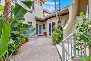 1428 Harbour Point Dr, West Palm Beach, FL 33410, Sold 10/19/18