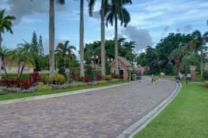 8248 NW 40th Ct, Coral Springs, FL 33065, Sold 09/14/18