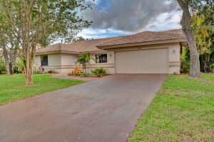 8248 NW 40th Ct, Coral Springs, FL 33065, Sold 09/14/18