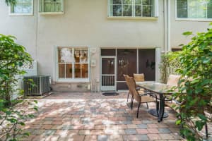 104 Las Brisas Cir, Hypoluxo, FL 33462, Sold 06/27/19