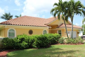 2734 NW Florida Ave, Stuart, FL 34994, Sold 09/28/18