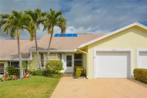 11042 SE Sea Pines Cir, Hobe Sound, FL 33455, Sold 10/09/18