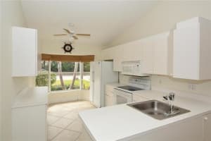 11042 SE Sea Pines Cir, Hobe Sound, FL 33455, Sold 10/09/18