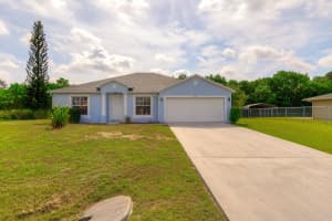 304 Rosewood Dr, Fort Pierce, FL 34947, Sold 10/10/18