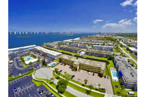 124 Shore Ct, North Palm Beach, FL 33408, Sold 09/21/18