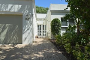 8307 Chinaberry Ln, Indian River Shores, FL 32963, Sold 08/29/18