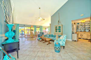 2565 Iroquois Cir, West Palm Beach, FL 33409, Sold 11/13/18