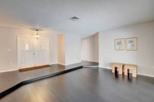 810 NW 7th St, Boca Raton, FL 33486, Sold 04/05/19