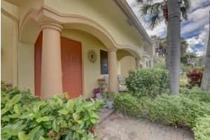 9163 Citrus Isle Ln, Lake Worth, FL 33467, Sold 10/26/18